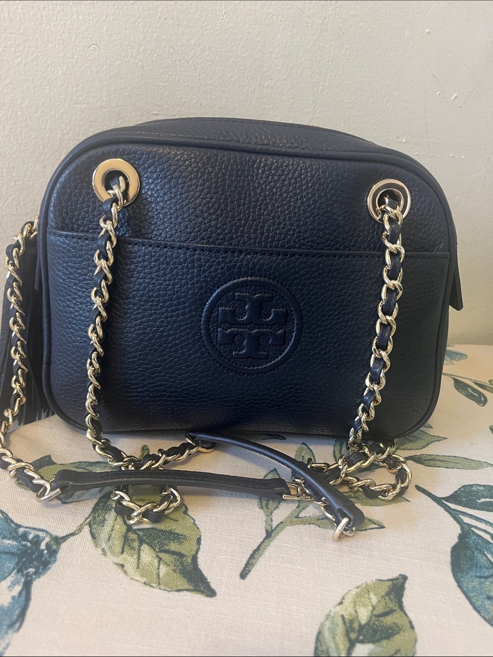 Preowned Tory Burch Navy Pebbled Leather Chain-Strap Crossbody